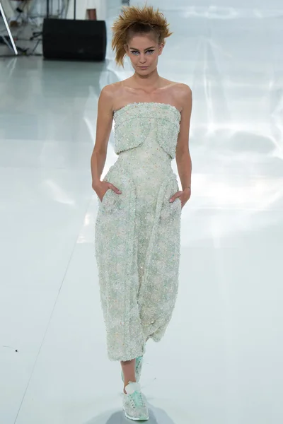 Look 53